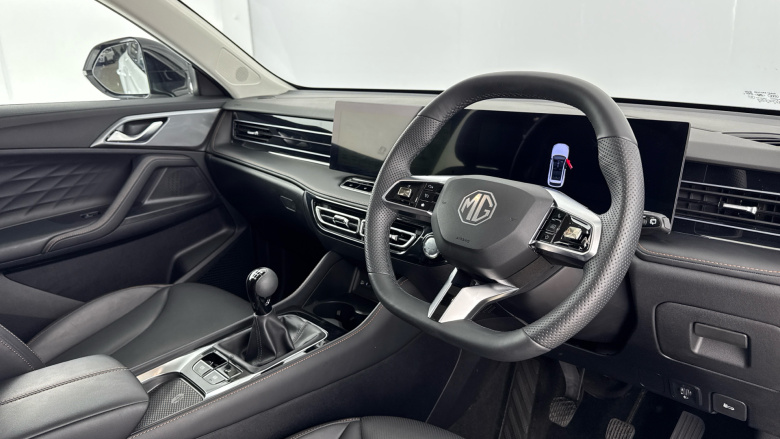 MG HS 1.5 T-GDI Trophy 5dr Petrol Hatchback